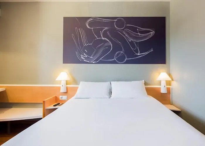 Ibis Granada